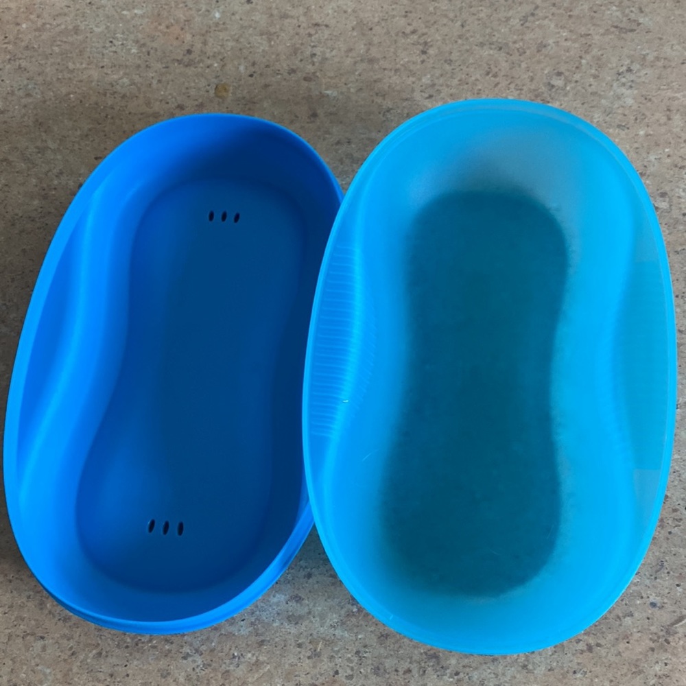 Tupperware Breakfast Maker - Picture 2 of 2